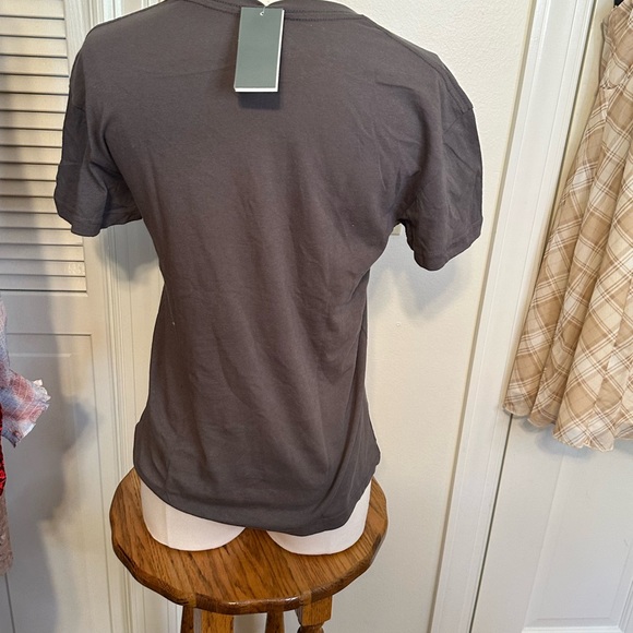Kiss Gray TShirt Size XSmall NWT - Picture 3 of 7